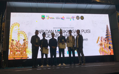 SMKN 1 Kotabaru Raih Juara 2 Lomba Musikalisasi Puisi Festival Seni Kotabaru
