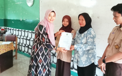 Penerimaan Rapot Siswa Semester Ganjil Tahun 2023 oleh Orang Tua/Wali Murid