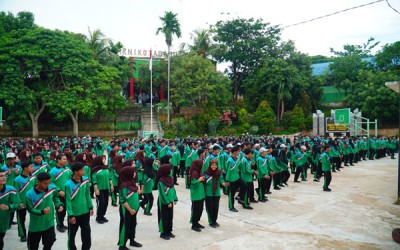 SMKN 1 Kotabaru Gelar Senam Sehat, Sarapan Sehat, dan Aksi Bersih Lingkungan Bersama