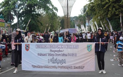 SMKN 1 Kotabaru Juara 2 Karnaval Bulan Muharram 1446 H