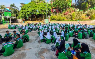 Kegiatan Rutin Sekolah (Kebersihan & Kesehatan)